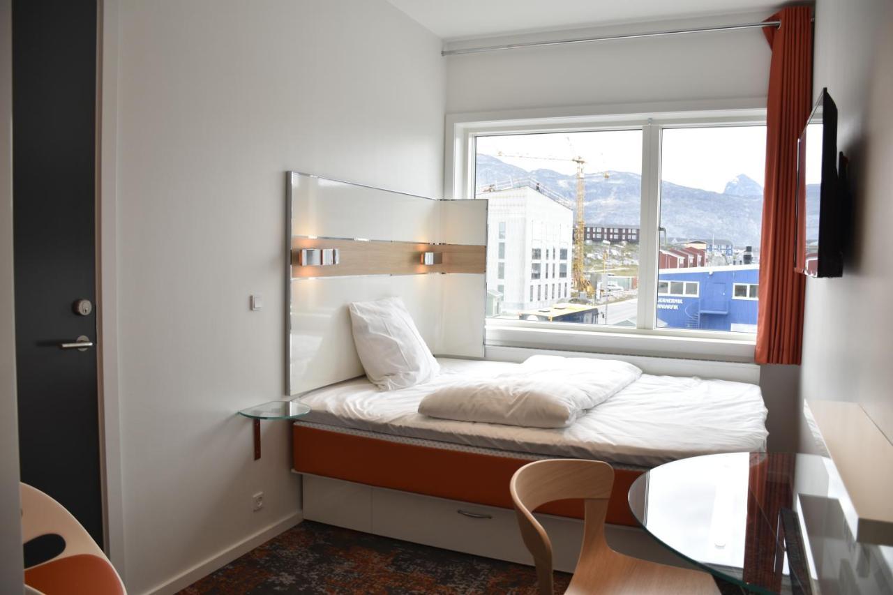 Hotel Hhe Express Nuuk Exterior foto